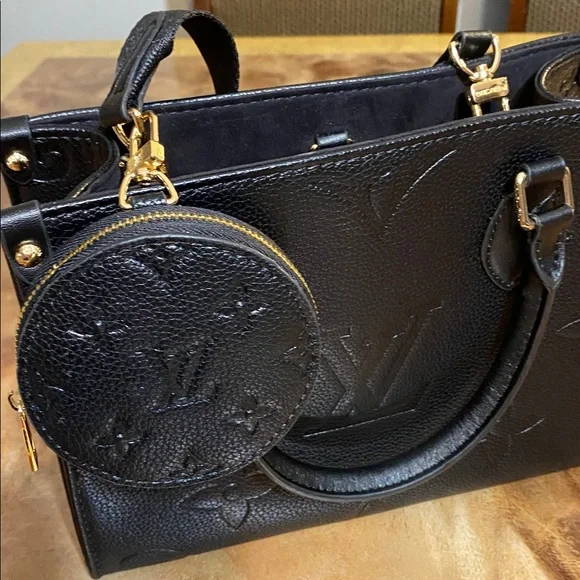 Black Embossed Leather Handbag - Picture 4 of 4